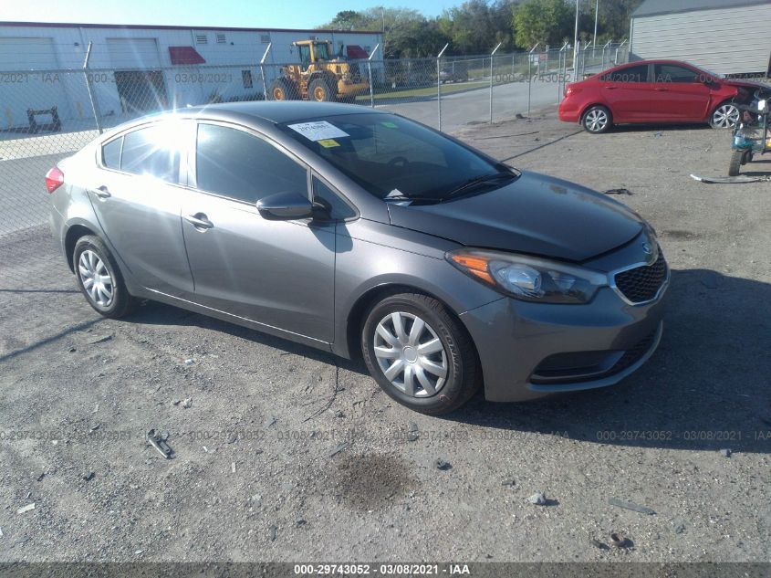 KNAFX4A69G5606388 KIA FORTE Photo 1