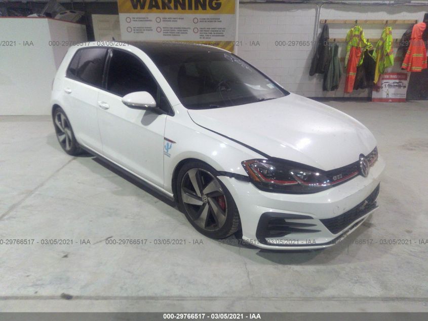 3VW547AU2JM287146 VOLKSWAGEN GOLF GTI Photo 1