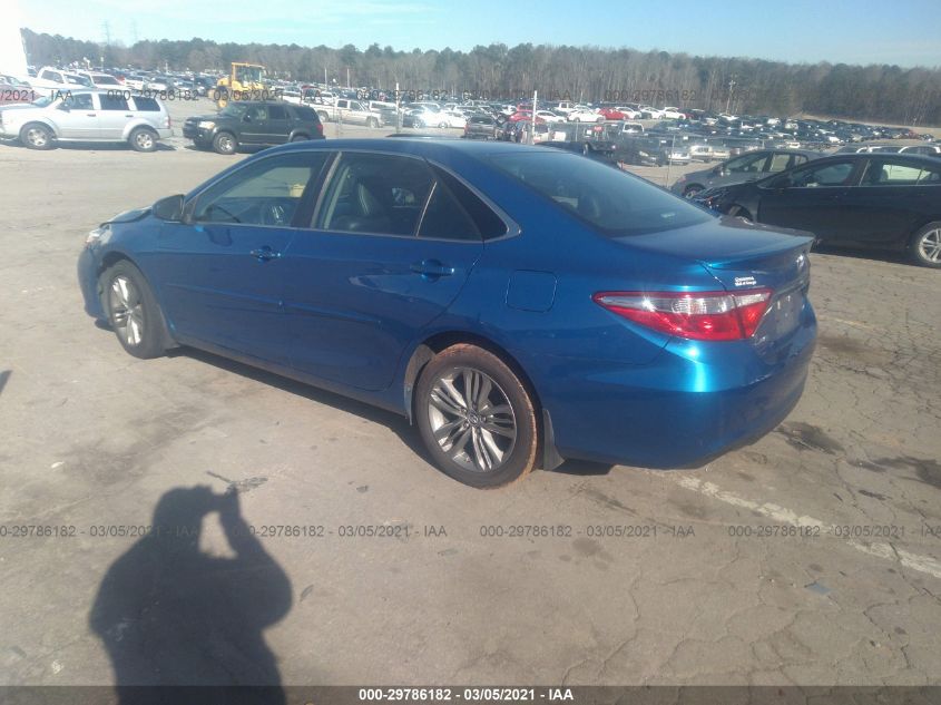 2017 TOYOTA CAMRY SE 4T1BF1FK5HU641893