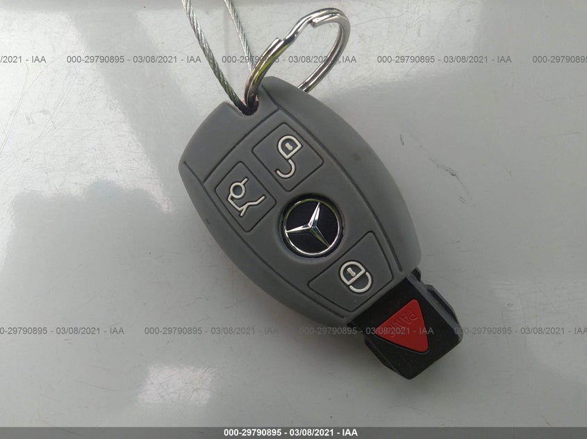 Auction sale of the 2017 MERCEDES BENZ C CLASS , vin: 55SWF4JBXHU187517, lot number: 29790895