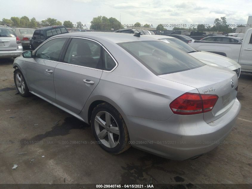 2013 VOLKSWAGEN PASSAT SE W/SUNROOF 1VWBP7A36DC070352