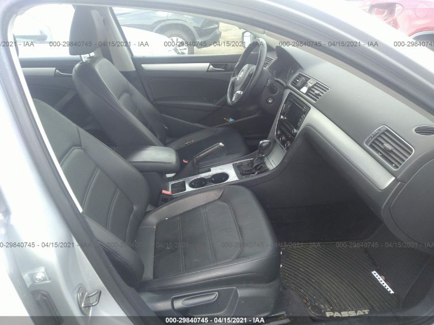 2013 VOLKSWAGEN PASSAT SE W/SUNROOF 1VWBP7A36DC070352