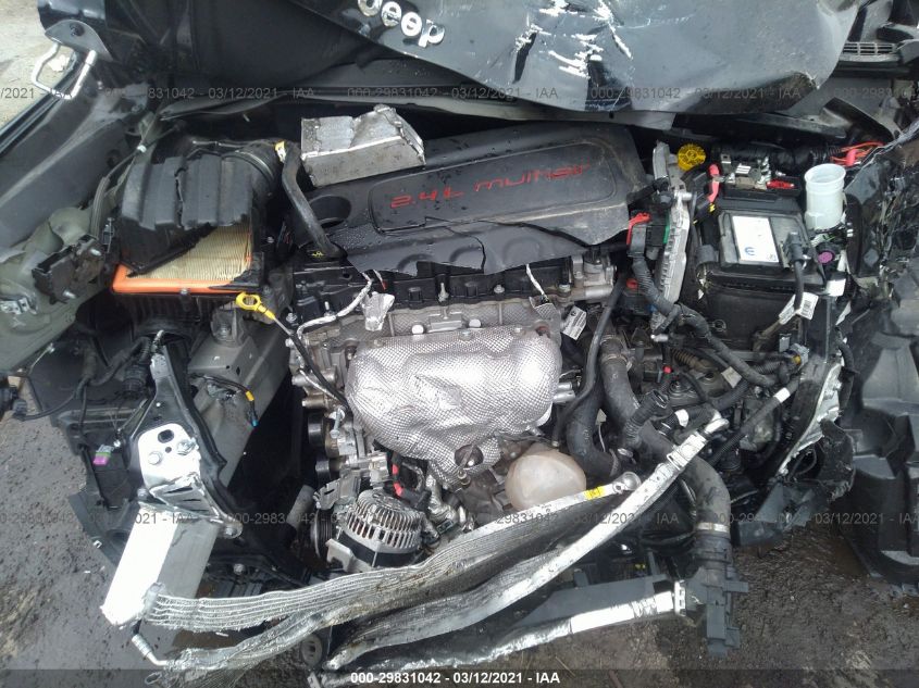 2019 JEEP RENEGADE LATITUDE ZACNJBBB6KPK28284