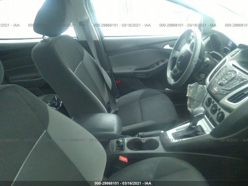 2014 FORD FOCUS SE 1FADP3F2XEL145100