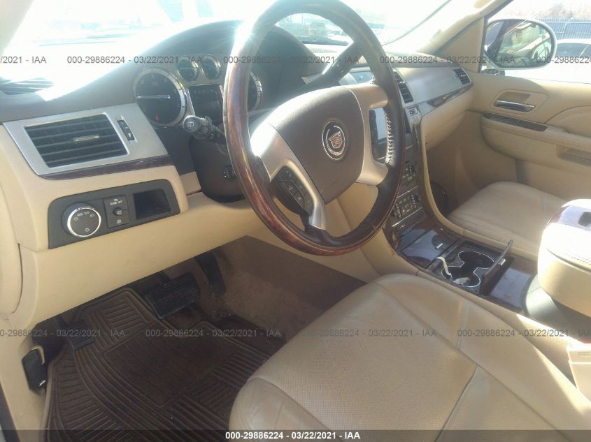 2013 CADILLAC ESCALADE ESV LUXURY 1GYS4HEF8DR221947
