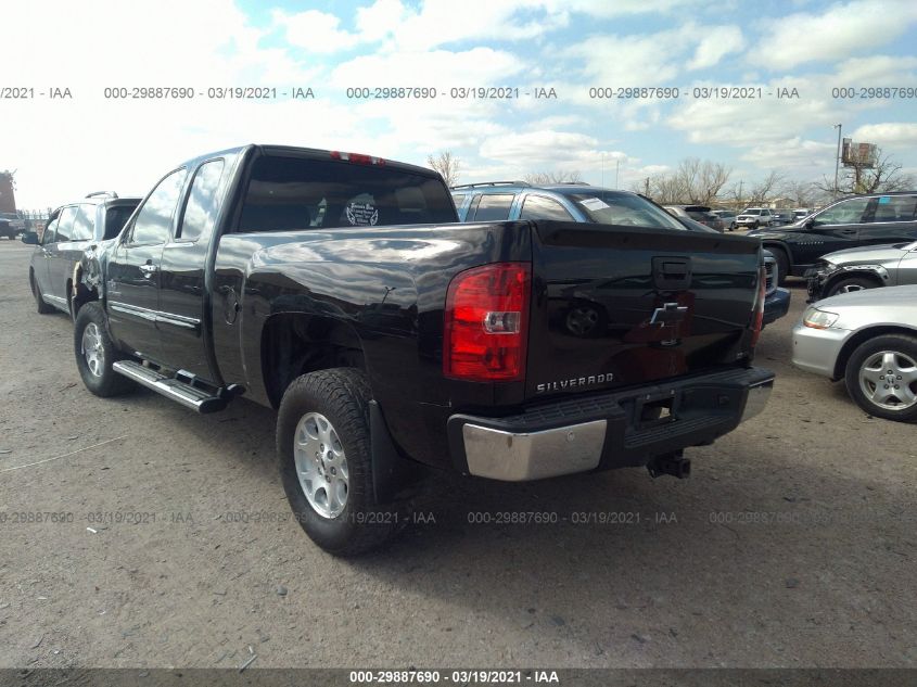 2013 CHEVROLET SILVERADO 1500 LT 1GCRCSE06DZ325854