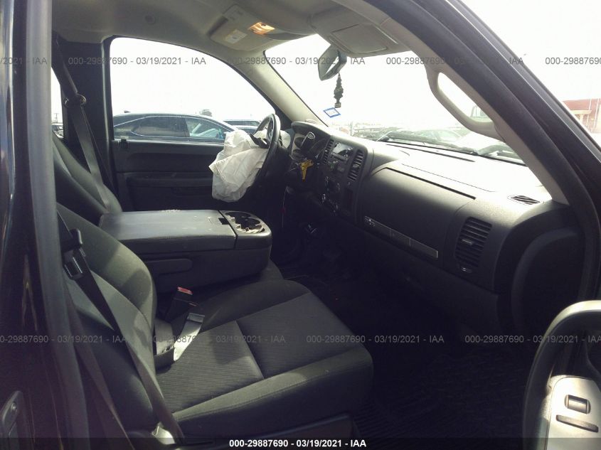2013 CHEVROLET SILVERADO 1500 LT 1GCRCSE06DZ325854
