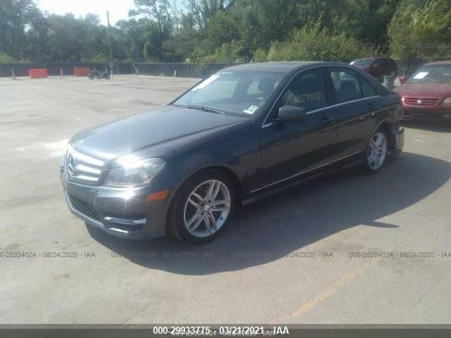 2013 MERCEDES-BENZ C-CLASS C 300 WDDGF8AB4DA834628