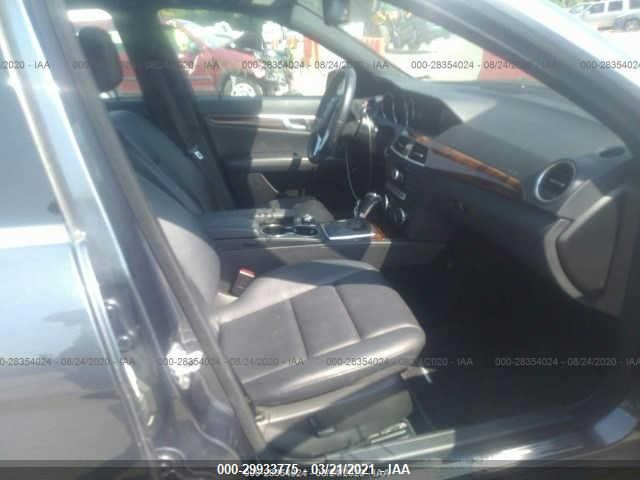 2013 MERCEDES-BENZ C-CLASS C 300 WDDGF8AB4DA834628