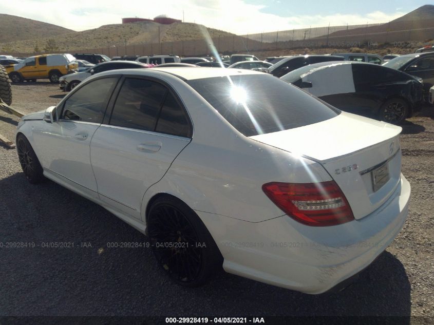 2013 MERCEDES-BENZ C-CLASS C 250 WDDGF4HB8DR271177
