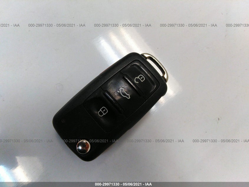 VIN 3VWDB7AJ7HM252006 2017 VOLKSWAGEN JETTA 1.4T SE