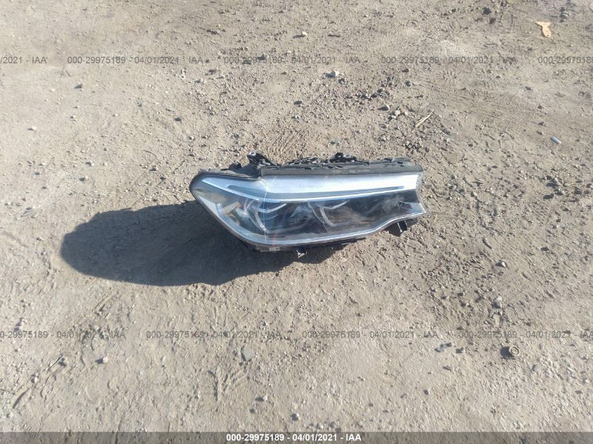 Фото: WBSJF0C55JB283567 - 12