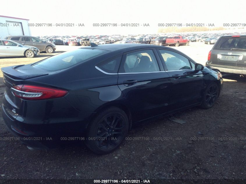 3FA6P0HDXLR189005 Ford Fusion 2020. Фото: 3