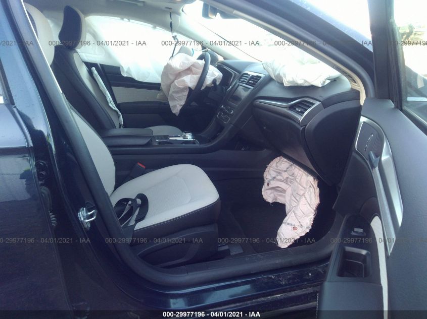 3FA6P0HDXLR189005 Ford Fusion 2020. Фото: 4