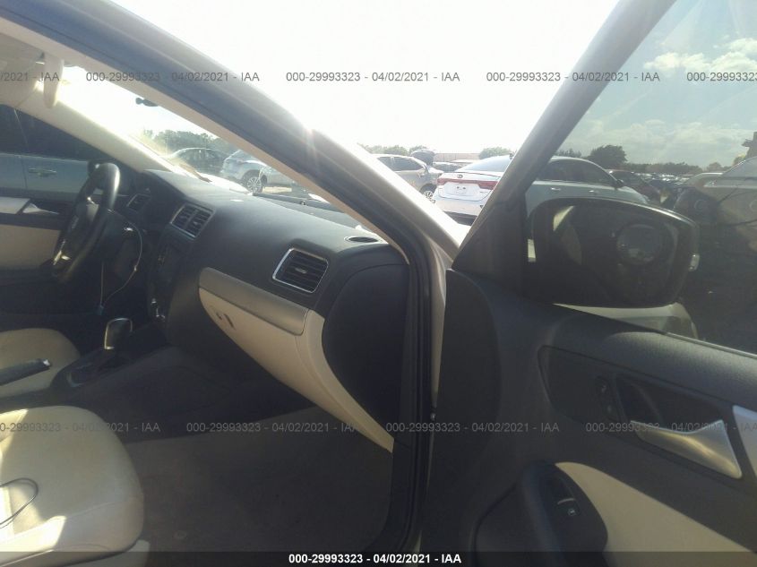 2013 VOLKSWAGEN JETTA SEDAN SE 3VWDP7AJ3DM300712