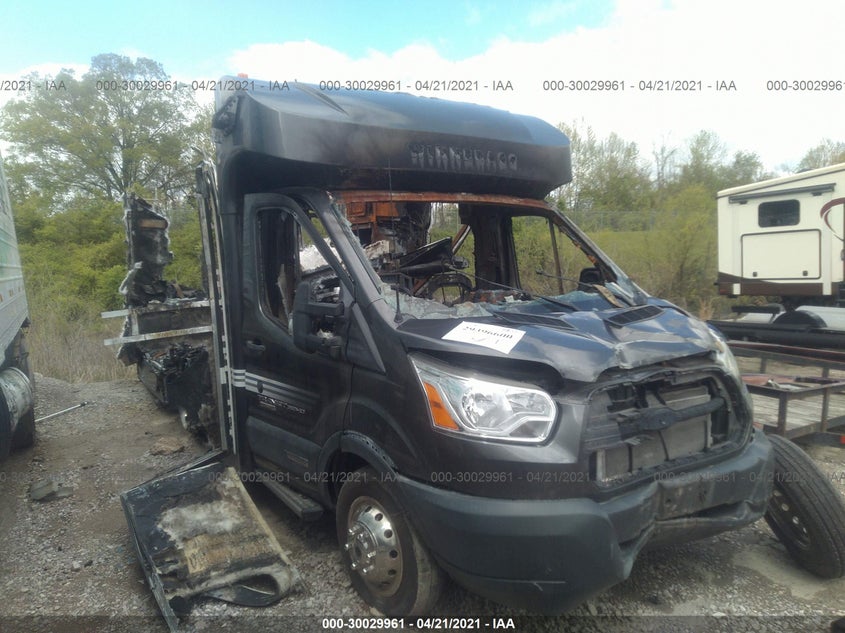 FORD TRANSIT CUTAWAY 2018. Lot# 30029961. VIN 1FDWS8PV9JKA14498. Photo 1