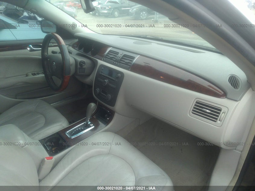 Buick Lucerne 2011