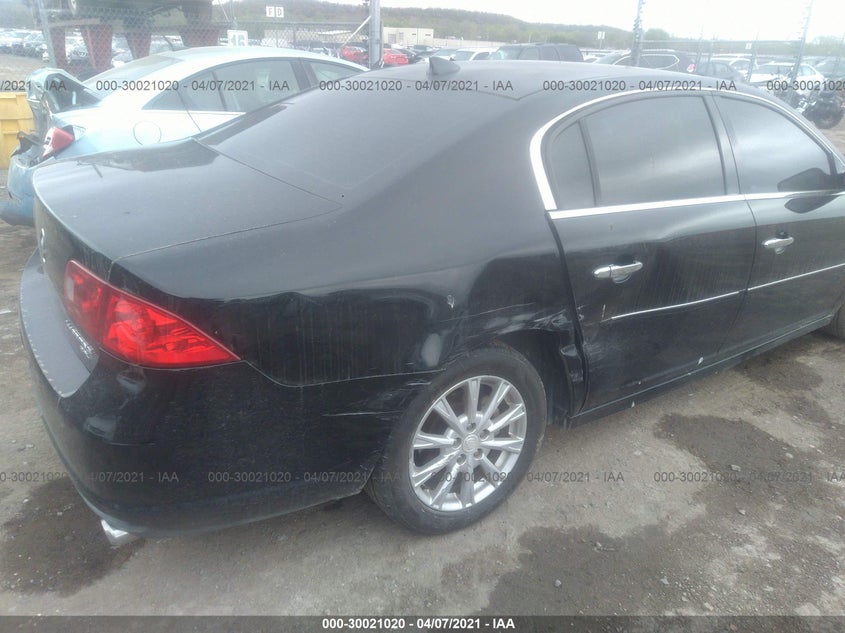 Buick Lucerne 2011