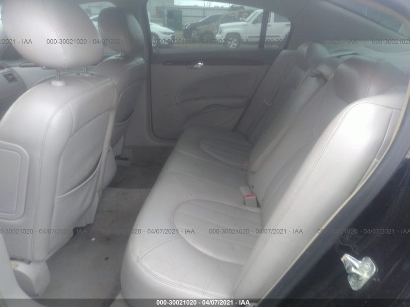 Buick Lucerne 2011