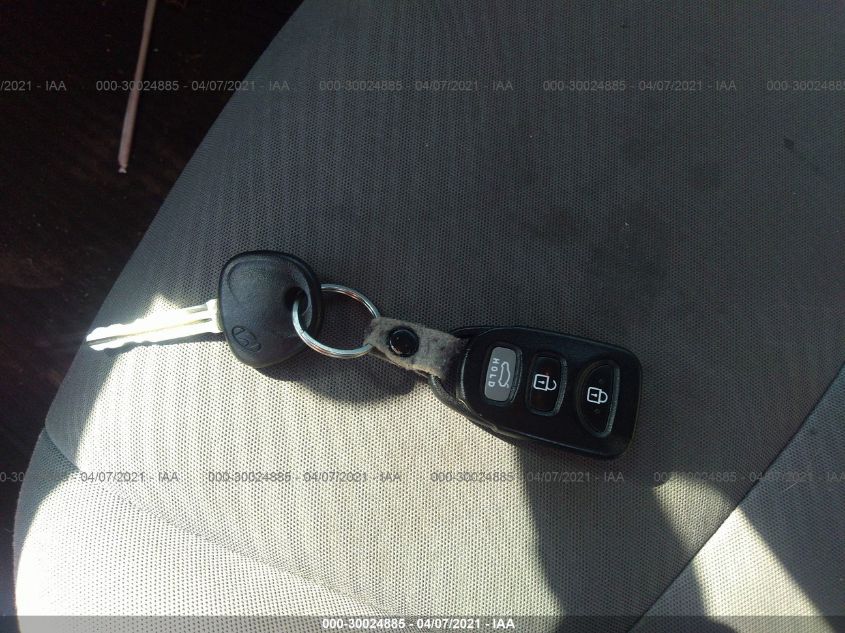 2013 HYUNDAI ELANTRA GLS PZEV KMHDH4AE2DU925482
