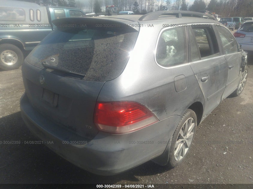 2013 VOLKSWAGEN JETTA VIN: 3VWML7AJ2DM682842