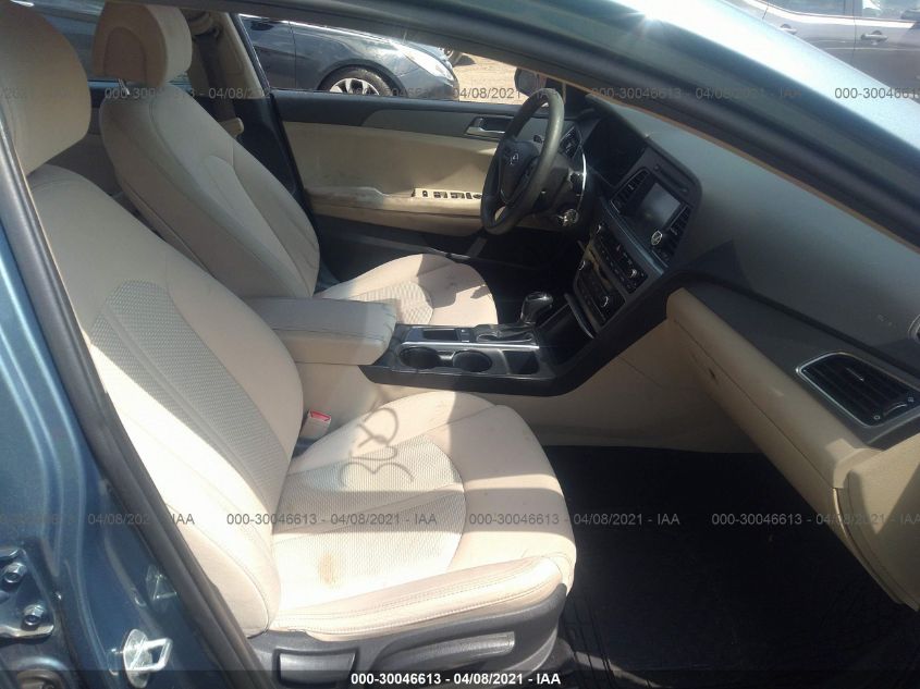 2016 HYUNDAI SONATA 2.4L SE 5NPE24AF7GH276053