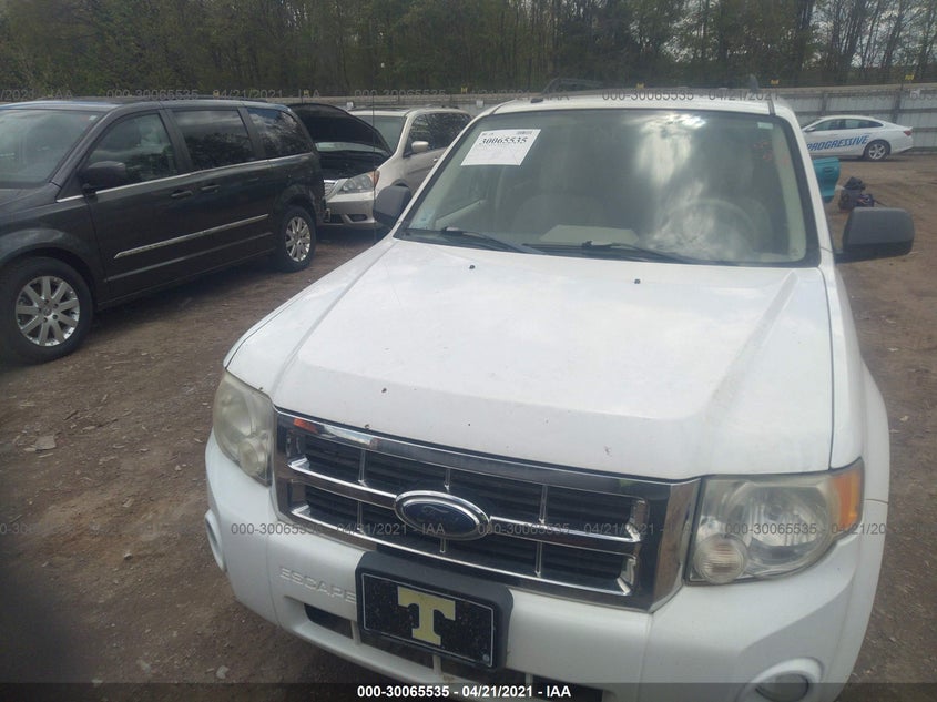 2008 FORD ESCAPE VIN: 1FADP3F28GL265030