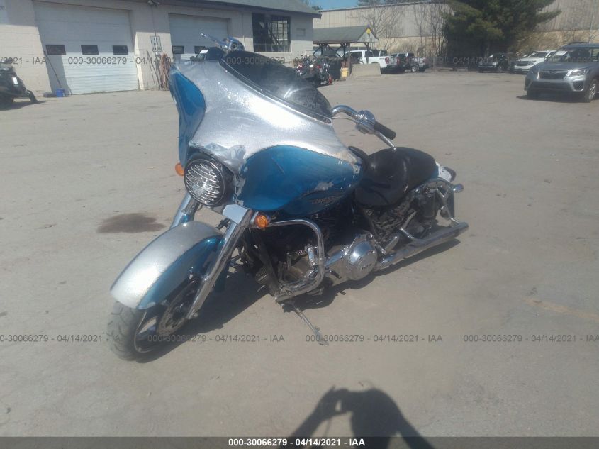 2009 HARLEY-DAVIDSON FLHX 1HD1KB4179Y615350