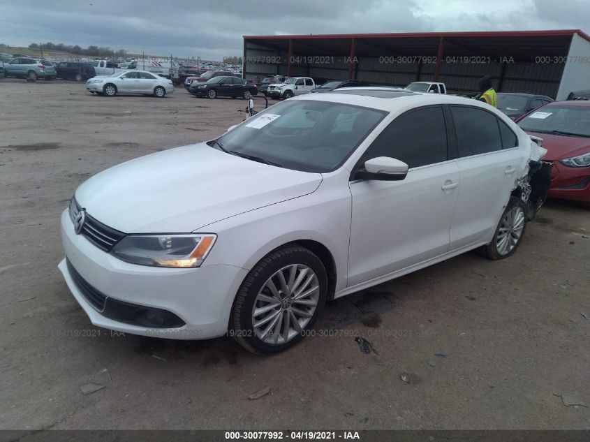 2013 VOLKSWAGEN JETTA SEDAN SEL W/NAV 3VWLX7AJ4DM375611