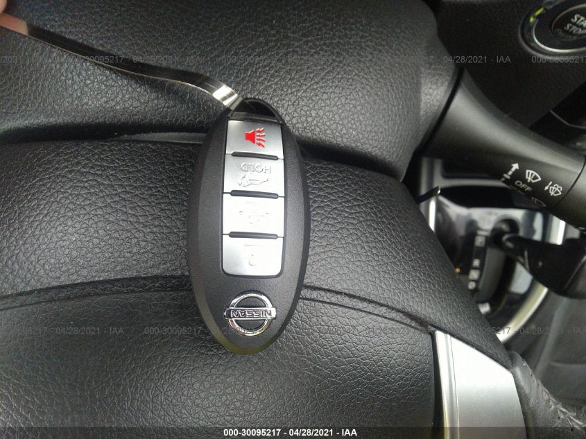 2014 NISSAN ROGUE SL 5N1AT2MV3EC775021