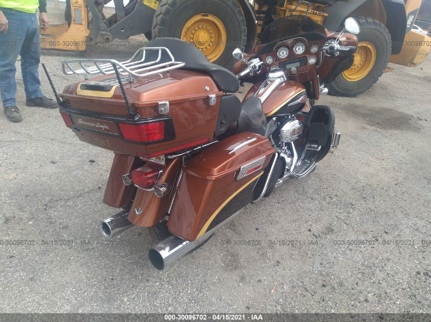 2008 HARLEY-DAVIDSON FLHTCUSE3 105TH ANNIVERSARY EDITION 1HD1PR8428Y952540