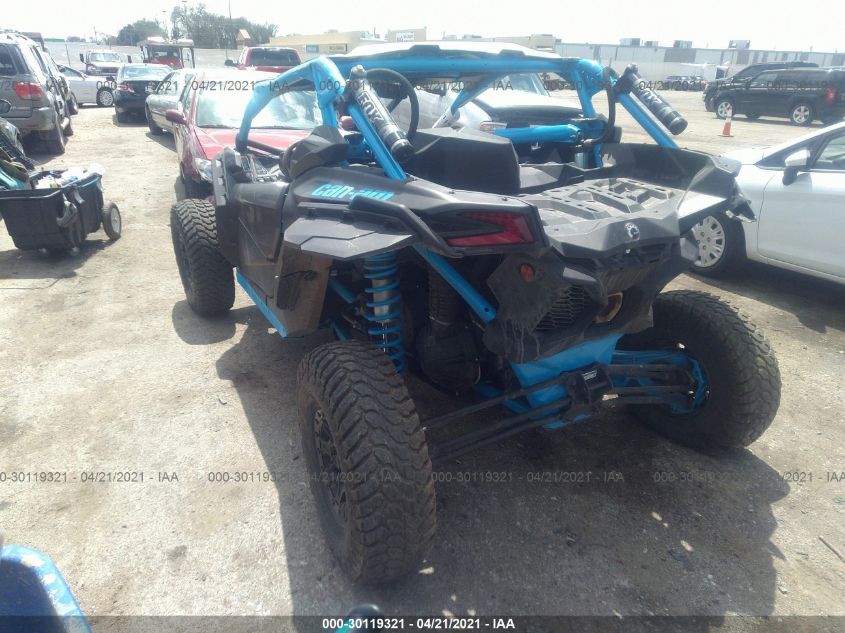 2018 CAN-AM MAVERICK X3 X RC TURBO R 3JBVVAW44JK001737