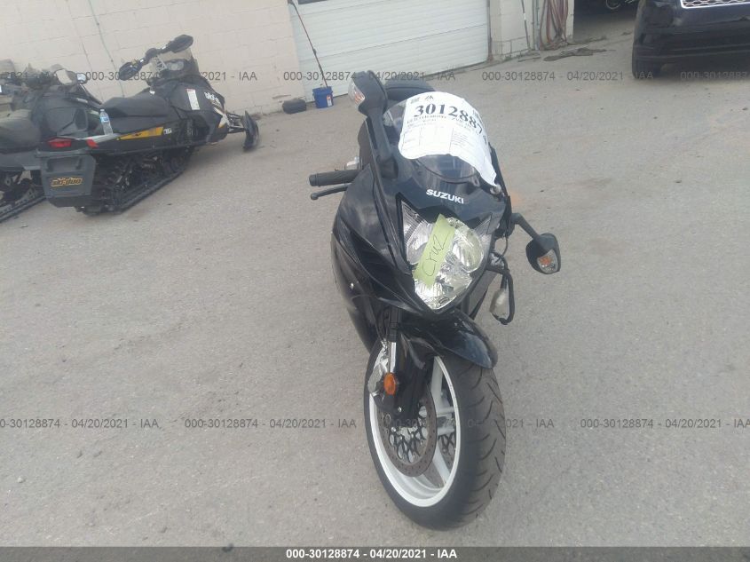 2019 SUZUKI GSX-R600 JS1GN7FA3K7101224