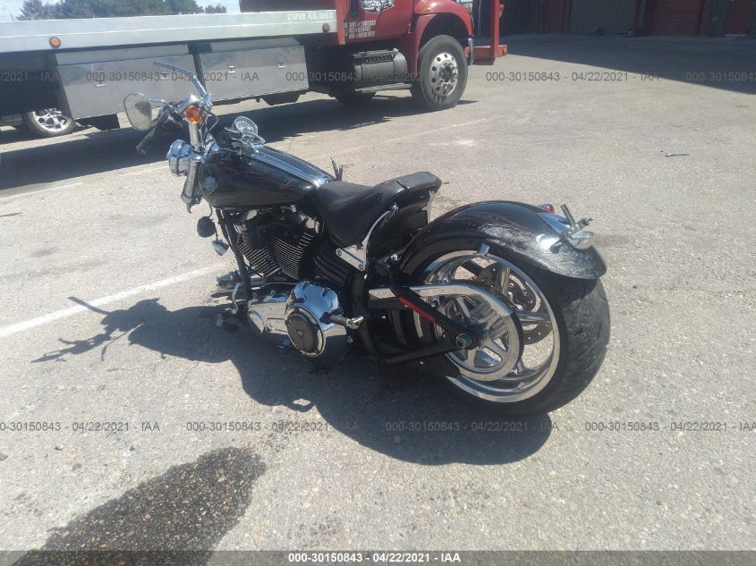 2009 HARLEY-DAVIDSON FXCWC 1HD1JK5119Y018261