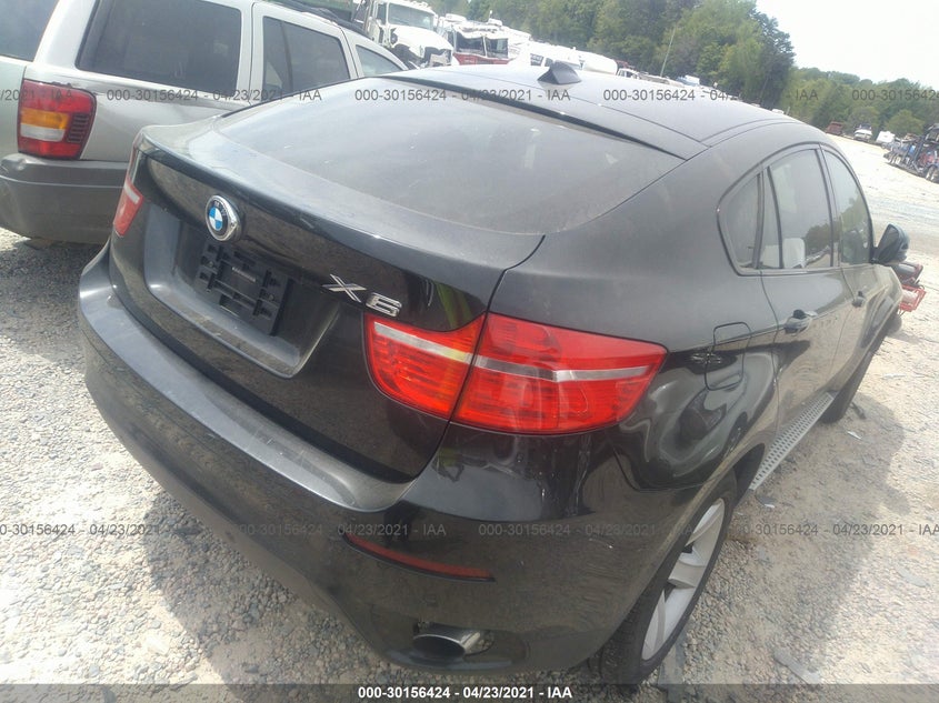 BMW X6 2011