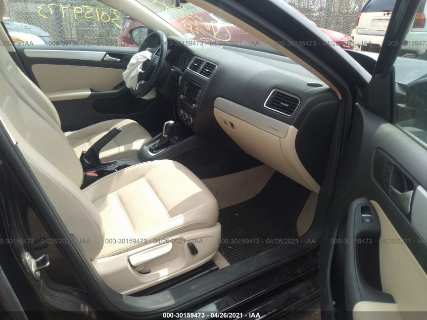 2013 VOLKSWAGEN JETTA SEDAN HYBRID SE 3VW637AJ1DM276351