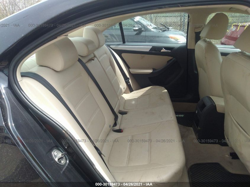 2013 VOLKSWAGEN JETTA SEDAN HYBRID SE 3VW637AJ1DM276351