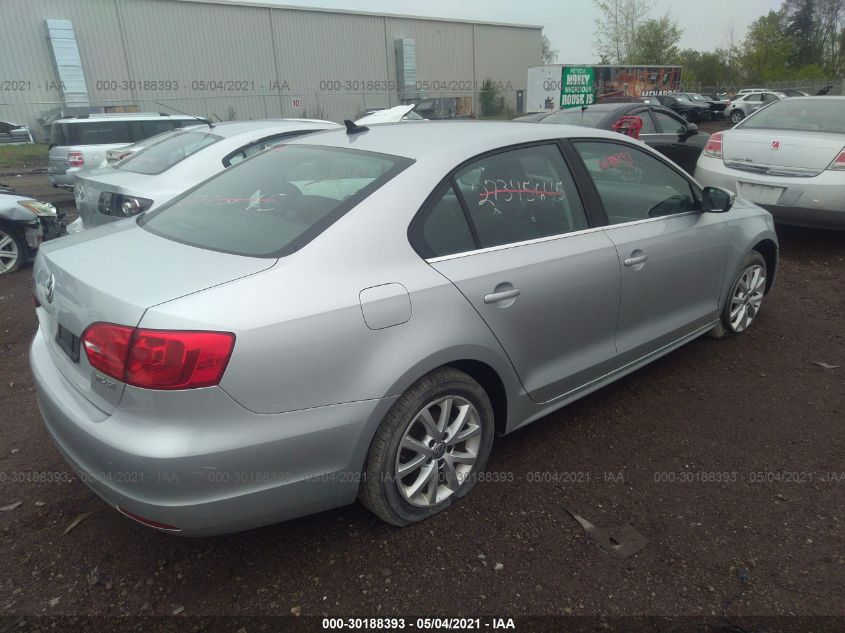 2013 VOLKSWAGEN JETTA SEDAN SE W/CONVENIENCE/SUNROOF 3VWBX7AJ2DM415289