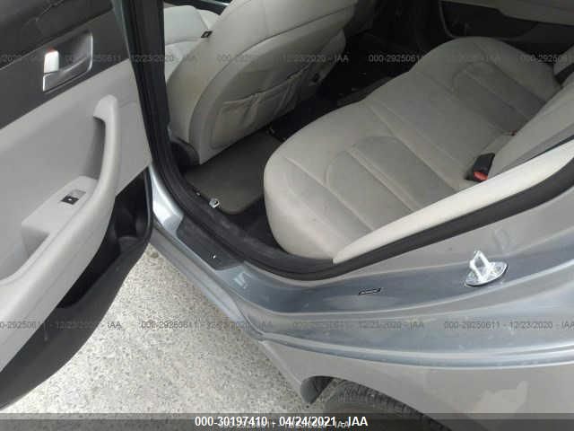 2016 HYUNDAI SONATA 2.4L SE 5NPE24AF4GH325337
