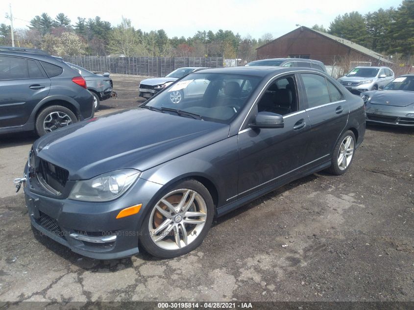 2013 MERCEDES-BENZ C-CLASS C 300 SPORT WDDGF8ABXDR273434