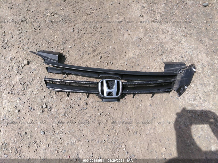 2015 HONDA ACCORD VIN: 1HGCR2F54FA253652