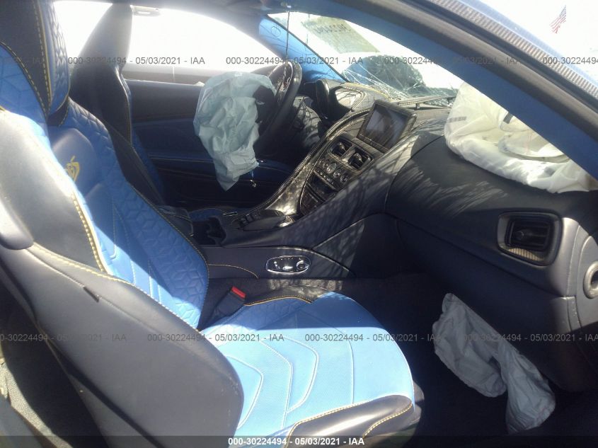 2019 Aston Martin DBS - SCFRMHAV4KGR00755