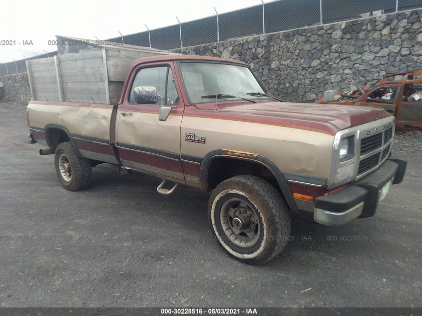 1B7KM26C2NS538897 DODGE W-SERIES Photo 1