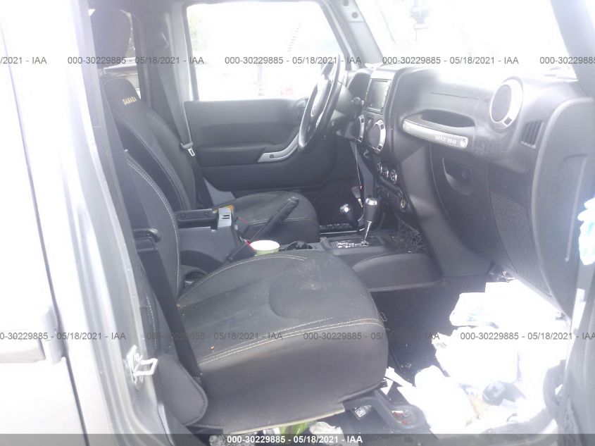 2015 JEEP WRANGLER UNLIMITED SAHARA 1C4HJWEG5FL560239