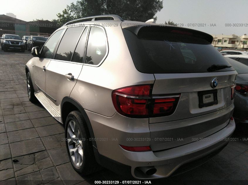 VIN 000004C57D0E04511 2013 BMW X5 no.3