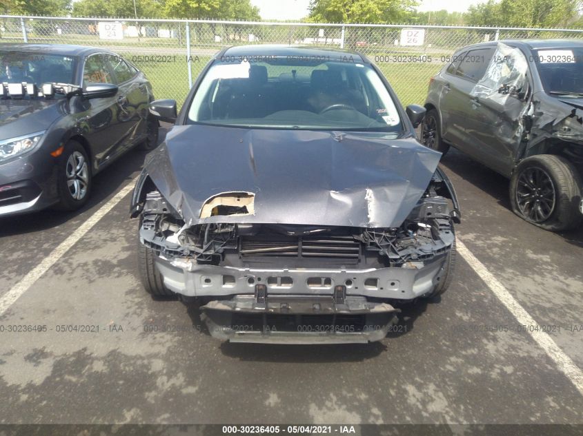 2017 FORD FOCUS SE 1FADP3K24HL326638