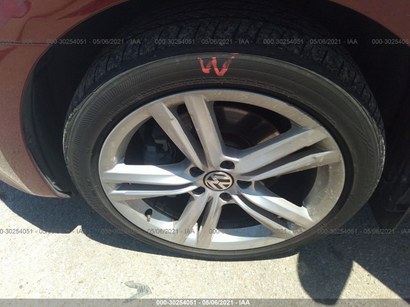 2015 VOLKSWAGEN PASSAT 2.0L TDI SE W/SUNROOF 1VWBV7A37FC059501