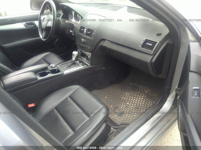 2008 MERCEDES-BENZ C 300 VIN: WDDGF81X38F131736