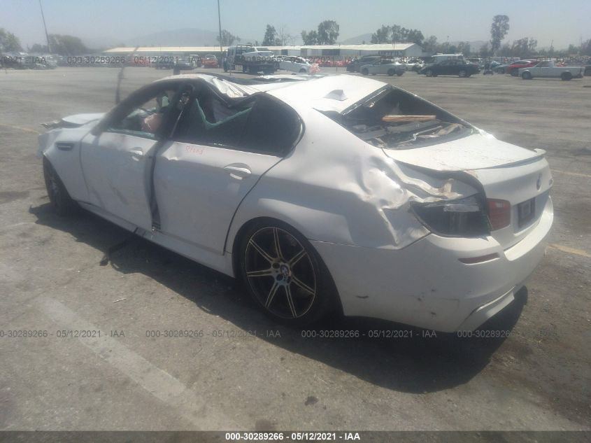 2014 BMW M5 WBSFV9C54ED593815