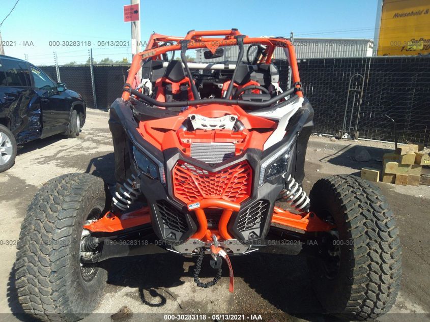 2021 CAN-AM MAVERICK X3 X RC TURBO RR 3JBVVAV41MK000762